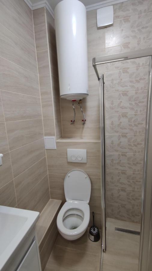 Rybalsky Studio Apartment Dnipro View Киев Экстерьер фото